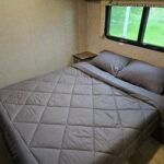 5 Private Queen Bed